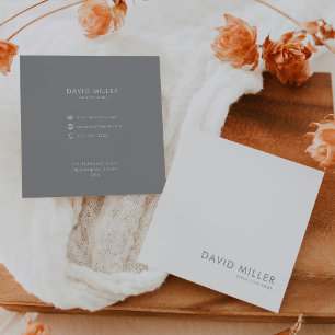 Formelle Minimalistisch-Graue und weiße Visitenkar Quadratische Visitenkarte