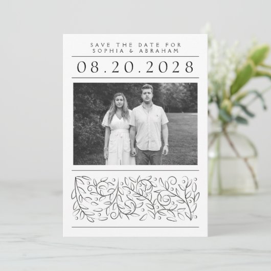 Formelles Scrollen von Blätter Schwarz-Weiß-Foto Save The Date (Stehend Vorderseite)