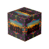 Formen auf schwarzem Hintergrund Würfel (Rückseite Schrägansicht)