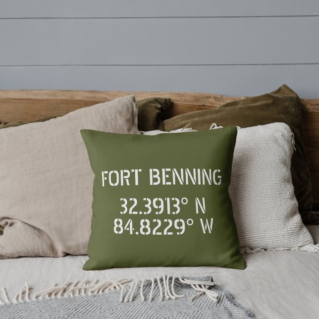 Fort Benning Latitude Longitude Kissen (Von Creator hochgeladen)