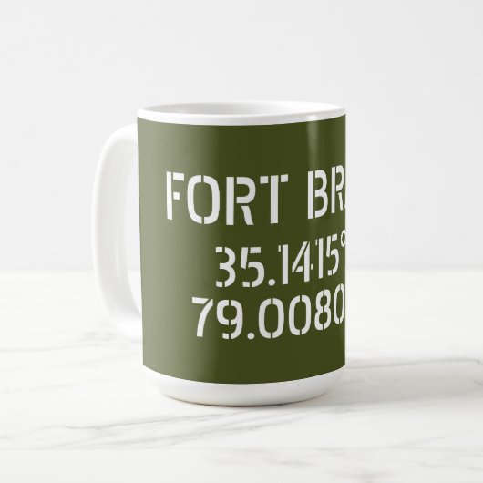 Fort Bragg Latitude Länge Kaffeetasse (Vorderseite Links)
