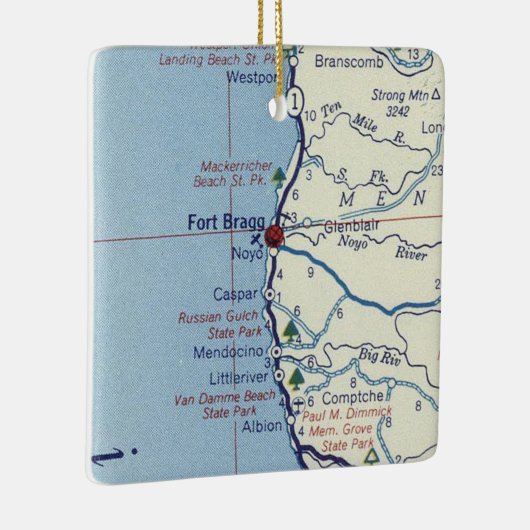 Fort Bragg Retro Map Keramikornament (Rechts)