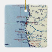 Fort Bragg Retro Map Keramikornament (Rückseite)