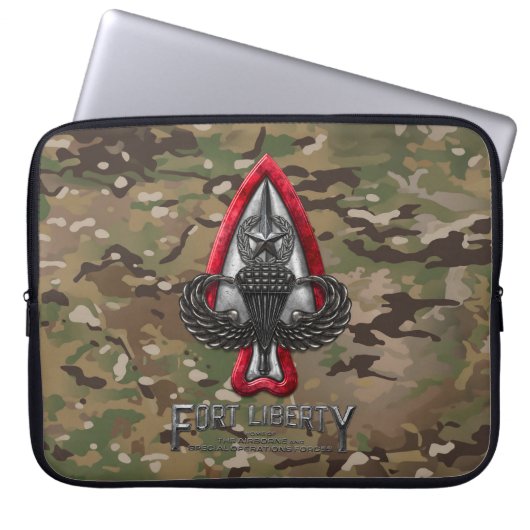Fort Liberty Camouflage 15" Laptop-Sieb Laptopschutzhülle (Vorderseite)
