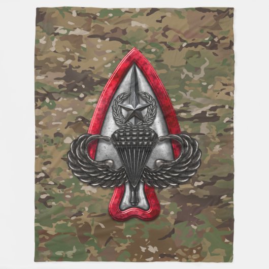 Fort Liberty Camouflage Fleecedecke (Vorderseite)