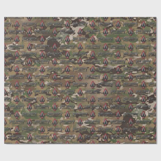 Fort Liberty Camouflage Wrapping Paper Geschenkpapier (Flach)