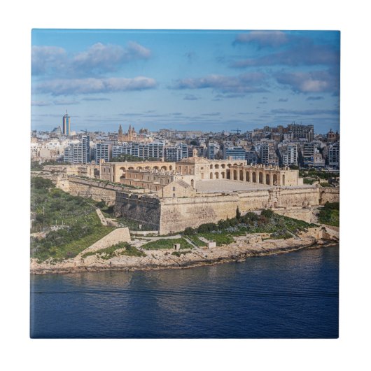 Fort Manoel und Sliema aus Valletta, Malta Fliese (Vorderseite)