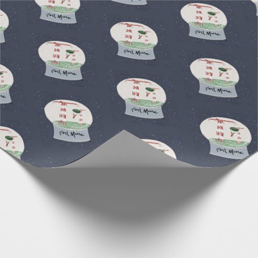 Fort Moore Snowglobe Giftwrap Geschenkpapier (Ecke)