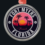 Fort Myers Beach Retro - Florida Souvenirs Ornament Aus Metall<br><div class="desc">Fort Myers Beach Design. Sonnenuntergang Design mit Ihrem Lieblings-Florida Strand und Meer,  geeignet für US-Strandliebhaber vor allem,  die Liebe Fort Myers Beach.</div>
