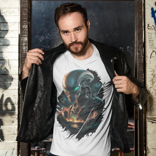 fortgeschrittene Alien T-Shirt (Von Creator hochgeladen)