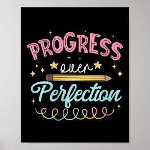 Fortschritt der Frauen statt Perfektion Motivation Poster