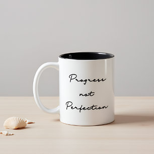 Fortschritt nicht perfekt Inspiration Zitat Zweifarbige Tasse