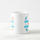 Fortschritt, nicht Perfektion – Motivationsbecher Kaffeetasse (Mittel)