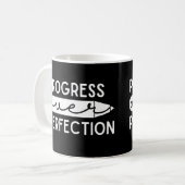 Fortschritte bei der Perfektion Kaffeetasse (Vorderseite Links)