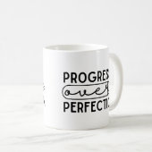 Fortschritte bei der Perfektion Kaffeetasse (VorderseiteRechts)