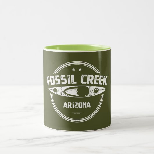 Fossil Creek Arizona Kayaking Zweifarbige Tasse (Mittel)