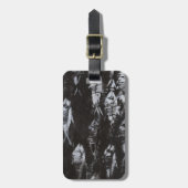 Fossile weiße Fische im schwarzen Hintergrund Gepäckanhänger (Vorderseite vertikal)