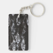 Fossile weiße Fische im schwarzen Hintergrund Schlüsselanhänger (Rückseite)