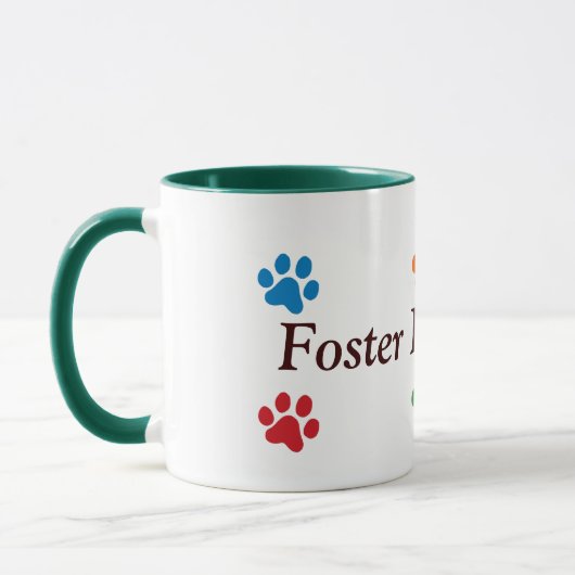 Foster Dog Mama-farbige Paw Prints Tasse (Links)