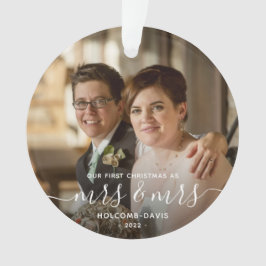 Foto 1. Weihnachtsfrau und Frau LGBTQ Weiße Schrif Ornament