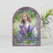 Foto Abschluss Einladung Whimsical Lila (Stehend Vorderseite)