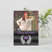 Foto Abschluss Monogram Lila Preppy Einladung (Stehend Vorderseite)