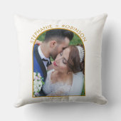 Foto Arch Elegant Gold Script Monogram Wedding Kissen (Rückseite)