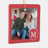 Foto aus festem Rot und Weiß Keramikornament (Rechts)