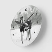 Foto aus schwarzem und weißem Schnee Runde Wanduhr (Winkel)