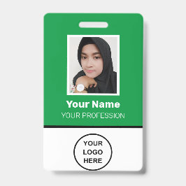 Foto, Bar-Code, Logo, Name des Mitarbeiters Ausweis