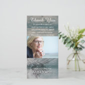 Foto-Beileids-Denkmal danken Ihnen rustikales Holz Dankeskarte (Stehend Vorderseite)