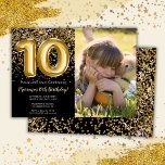 Foto Black Gold Kids Girl 10. Geburtstagsparty Einladung<br><div class="desc">Foto elegante Schwarz und Gold 10. Geburtstagsfeier Einladung für ein 10-jähriges Mädchen mit elegantem Drehbuch Gold Schriftart Design und lustige Folie Ballons.</div>