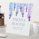 Foto Booth Lila Blumenschrift Hochzeit Sockelschild (In Situ)