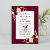 Foto Burgundy Wedding Gold Folieneinladung (Stehend vorne)
