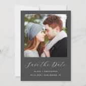Foto Charcoal Graue Script QR Code Save The Date (Vorderseite)