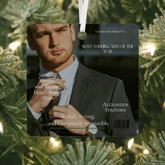 Foto Cover des Most Dashing Man Magazine Ornament Aus Metall (InSitu)