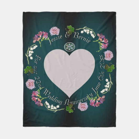 Foto Custom Floral Heart Hochzeit Jahrestag Fleecedecke (Vorderseite)