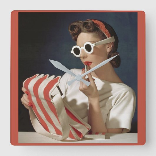 Foto der 50er Jahre Quadratische Wanduhr (Vorderseite)