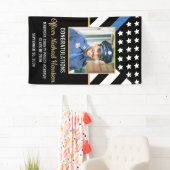 Foto der Blue Line der Police Academy Graduation P Banner (Insitu)