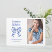 Foto der Blue White Bow Graduation Party Einladung (Stehend Vorderseite)