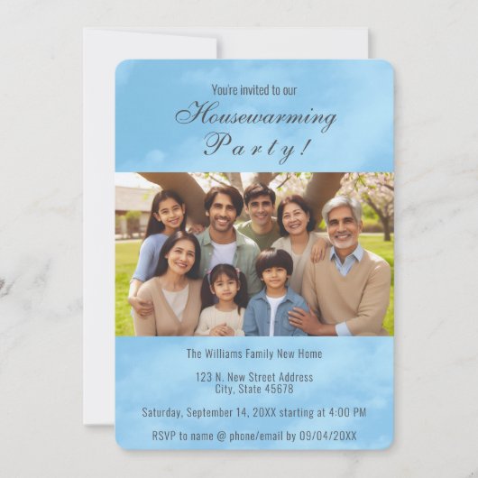 Foto der Familie und Einladung zum Blue Sky Housew (Vorderseite)