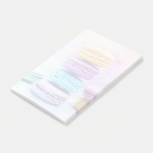 Foto der farbenfrohen, köstlichen Macarons Post-it Klebezettel (angewinkelt)