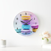 Foto der farbenfrohen Macarons Große Wanduhr (Zuhause)