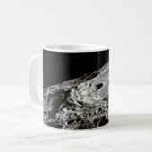 FOTO DER MONDOBERFLÄCHE KAFFEETASSE (Vorderseite Links)