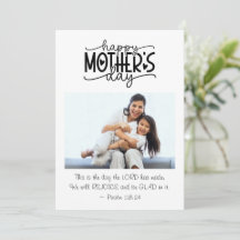 Foto der Mutter Das ist die Christliche Bibel des 