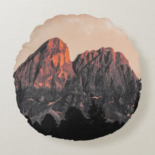 FOTO DER ROCKFORMATION MIT GERINGEM WINKEL RUNDES KISSEN