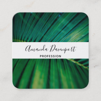 Foto der tropischen Natur mit grünen Blättern Quadratische Visitenkarte