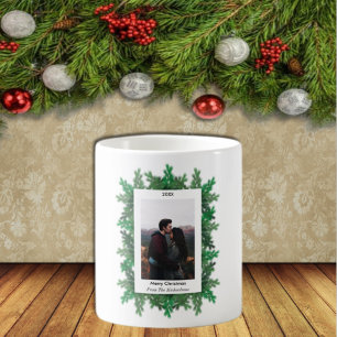 Foto der Weihnachtsbaumzweige Kaffeetasse