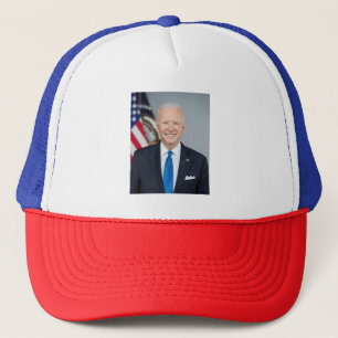 Foto des amerikanischen Präsidenten Joe Biden im W Truckerkappe
