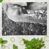 Foto des Elefanten im Schwarz-Weiß-Kontrast Geschirrtuch (Gefaltet)